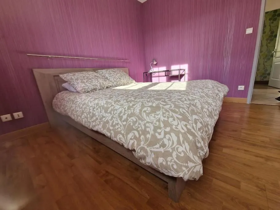 Villa De 2 A 10 Personnes Tarif En Fonction Du Nombre De Personnes Vonnas Frankreich